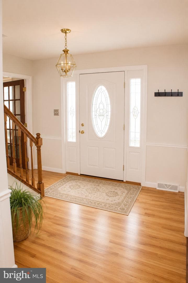 1389 Redwood Circle photo 3