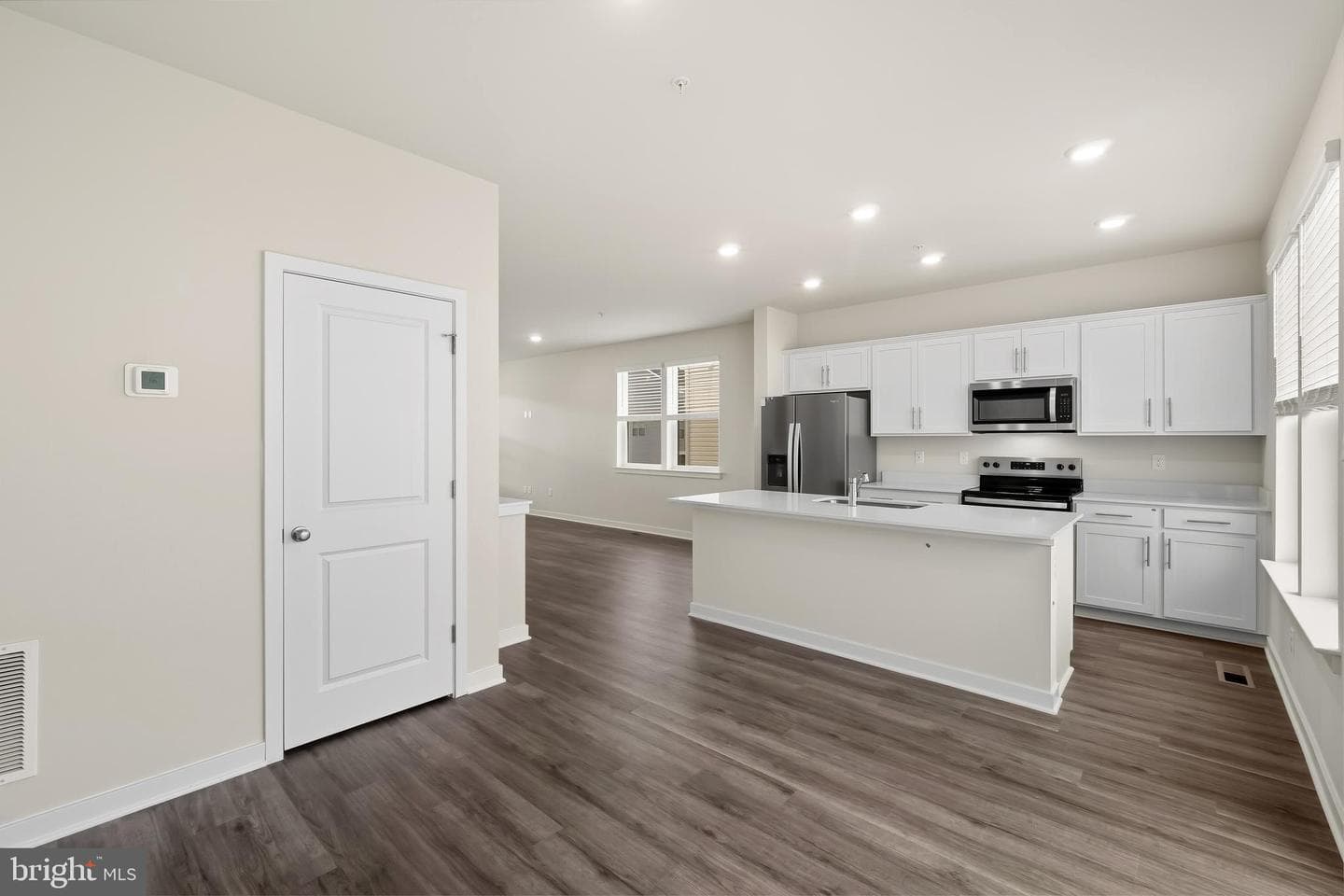 212 Soft Rush Lane photo 16