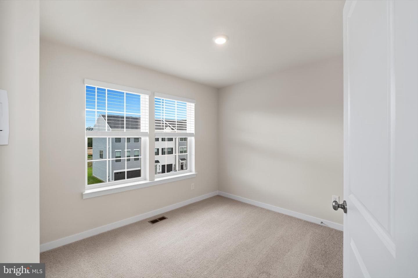 212 Soft Rush Lane photo 24