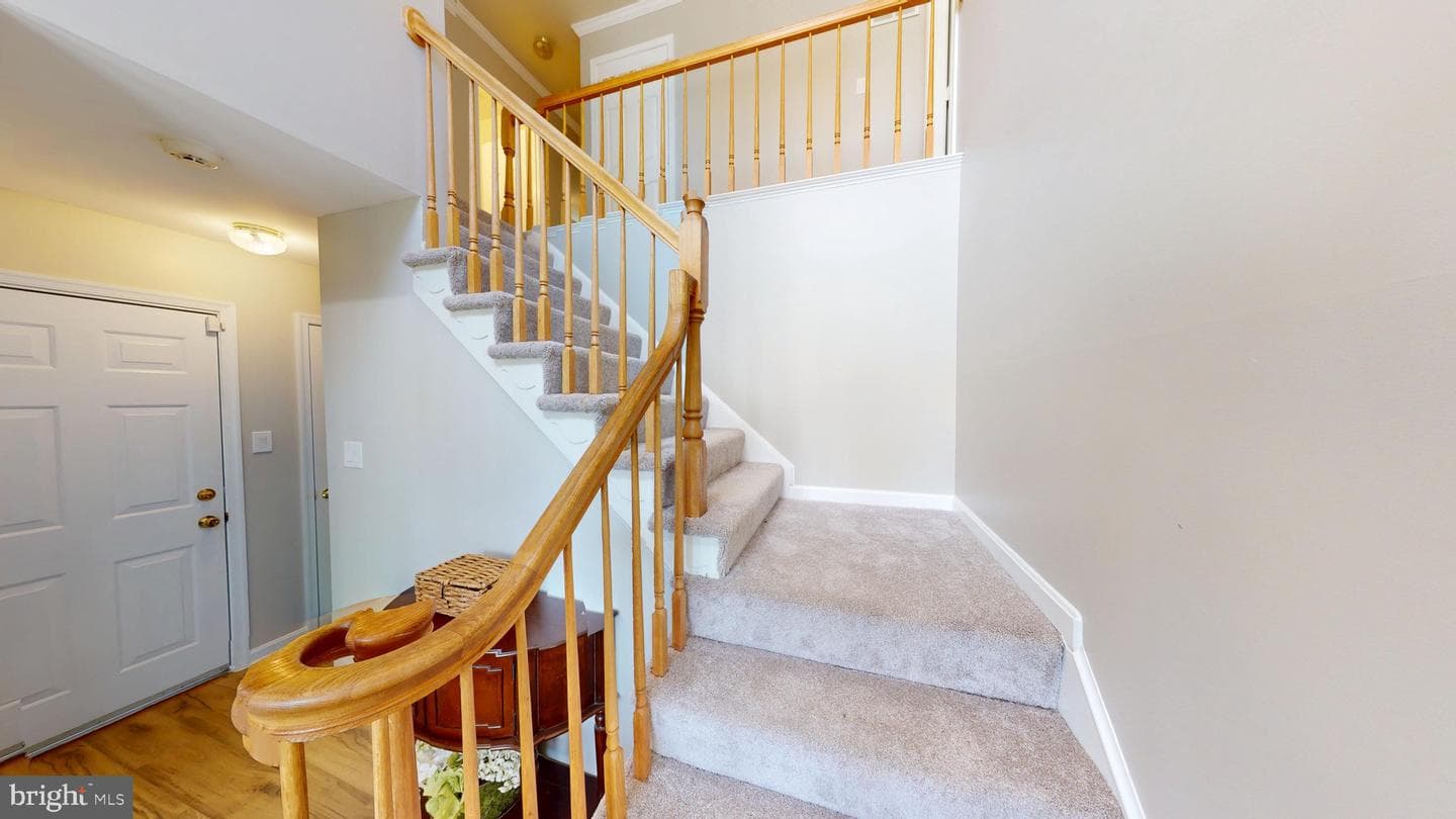 10384 Chamberlin Court E photo 20