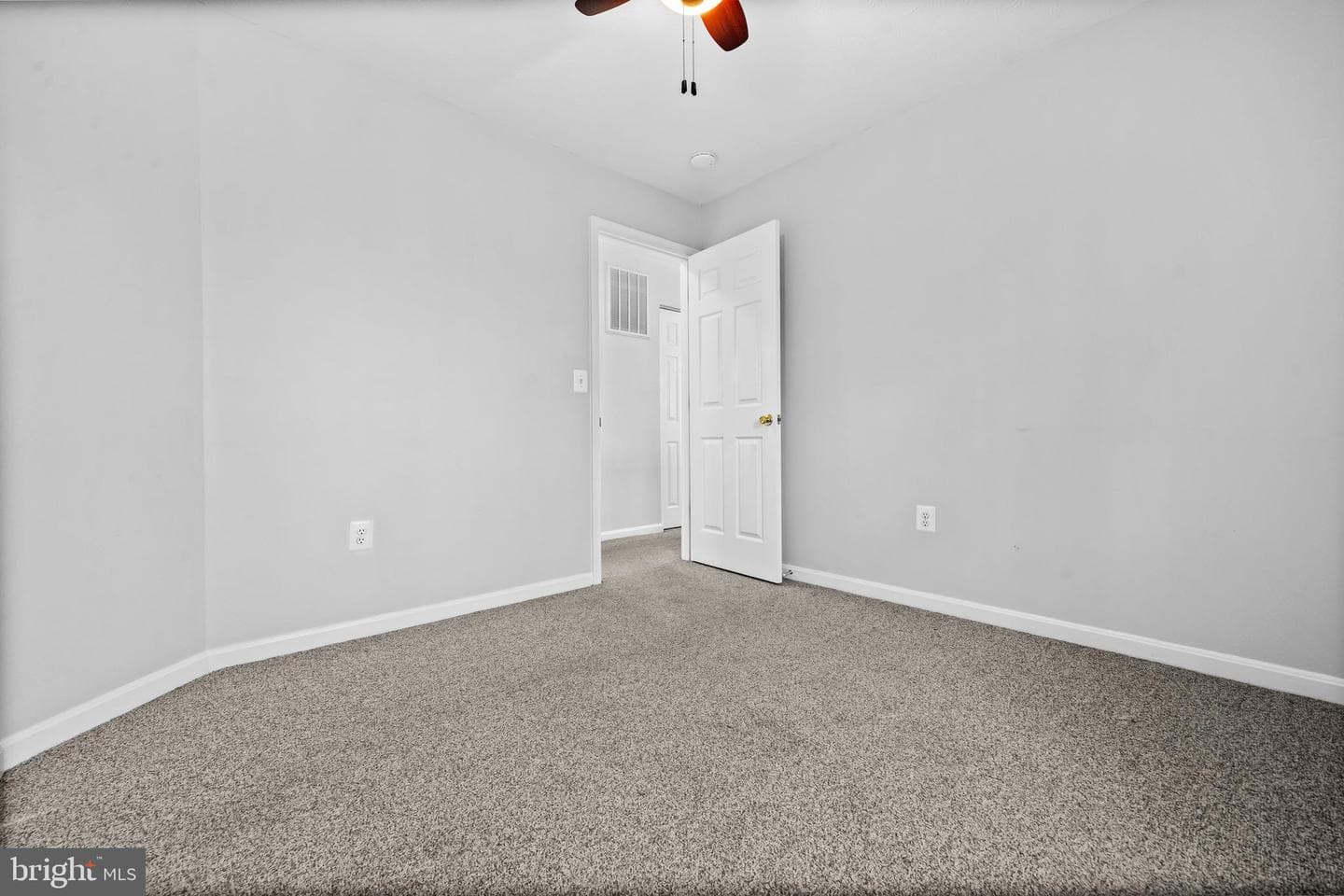2870 Preswood Place photo 12