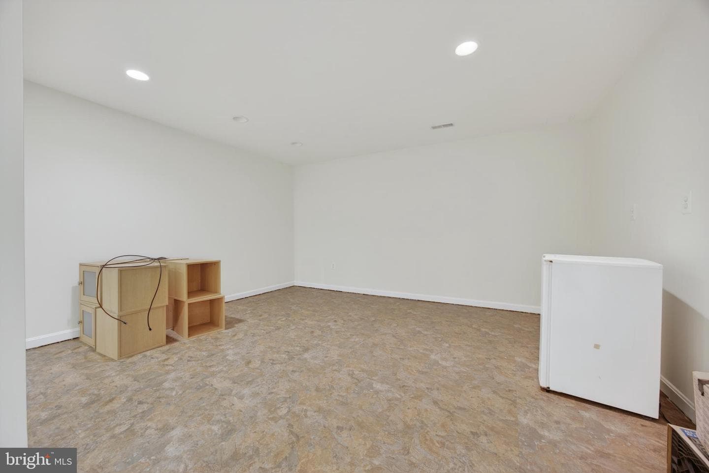 2910 Merchant Court photo 73