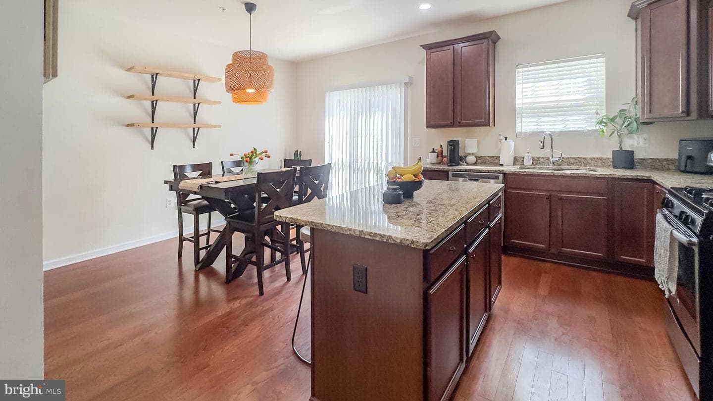11405 Sandhurst Place photo 10
