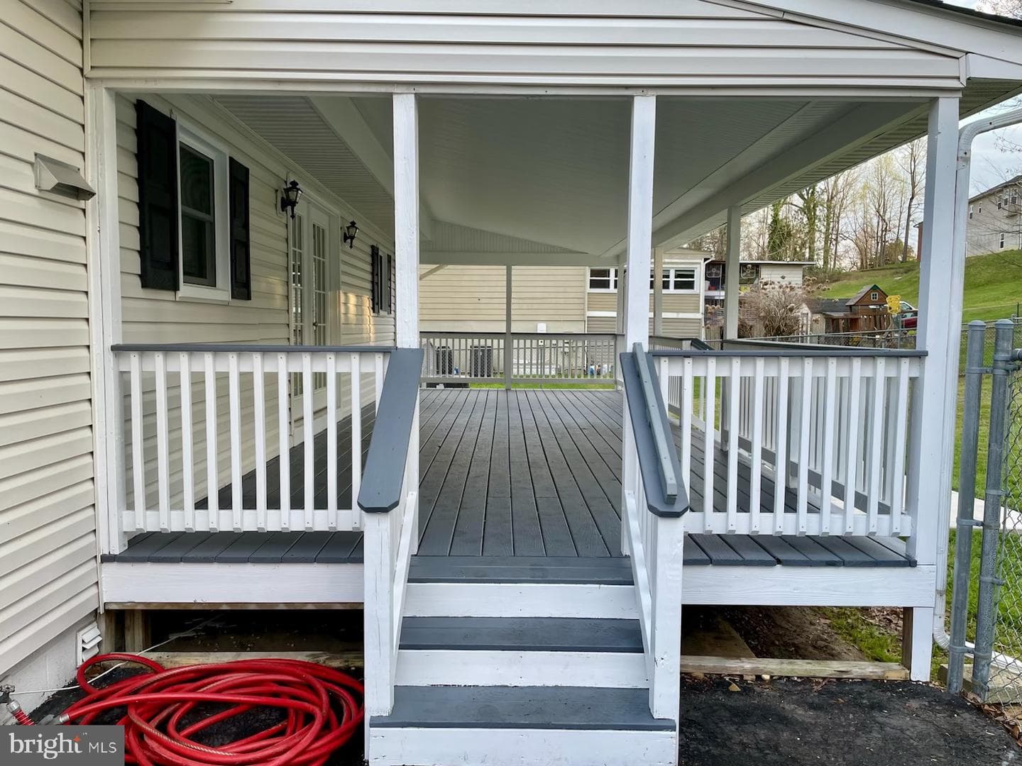 15 Willow Lane photo 24