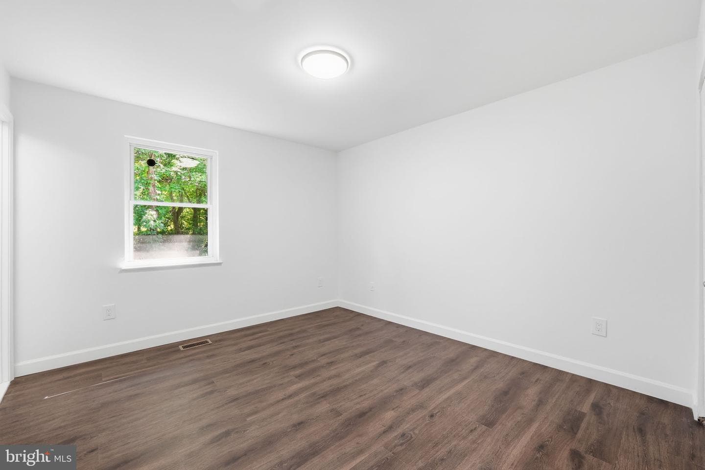 7251 Strawberry Place photo 18