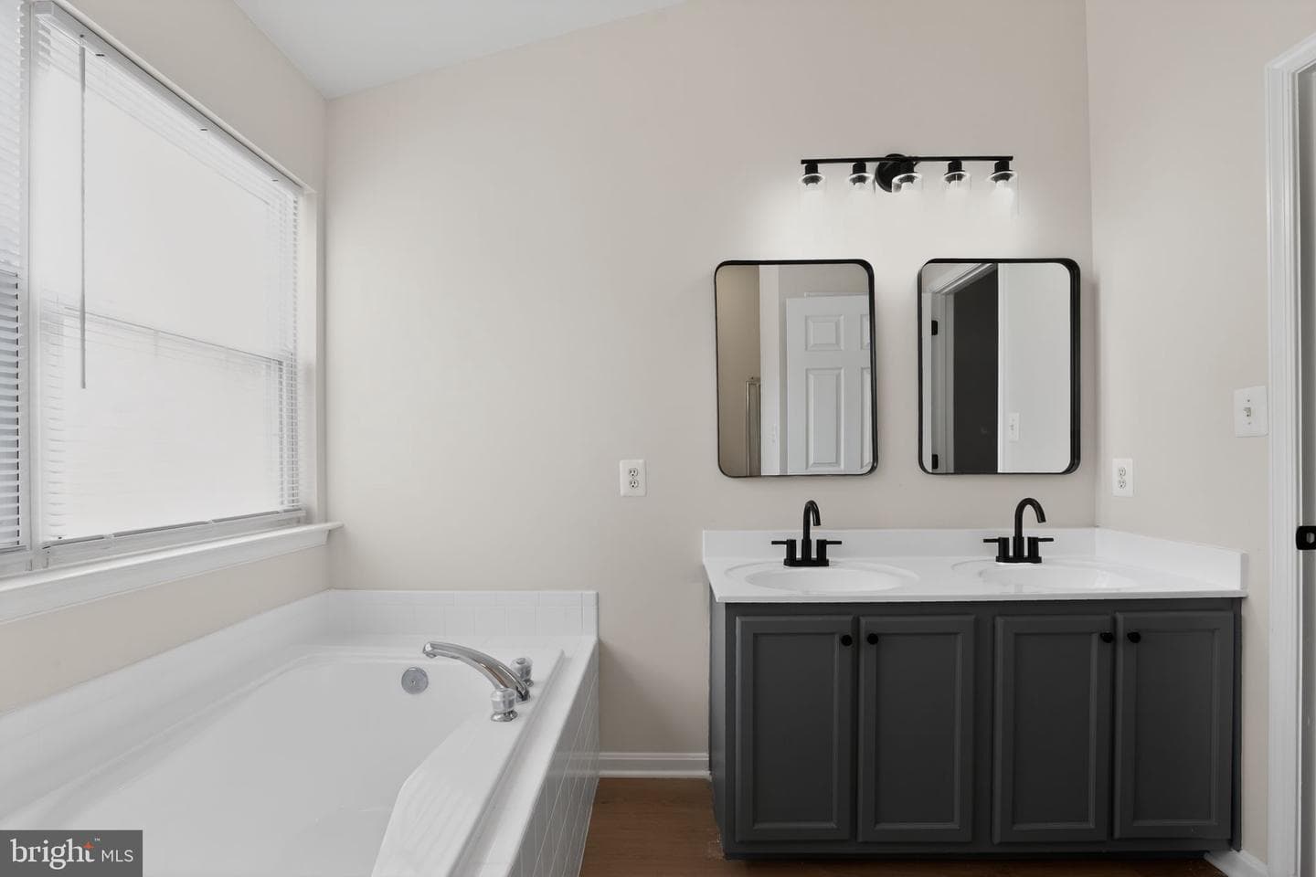 9964 Morristown Place photo 13
