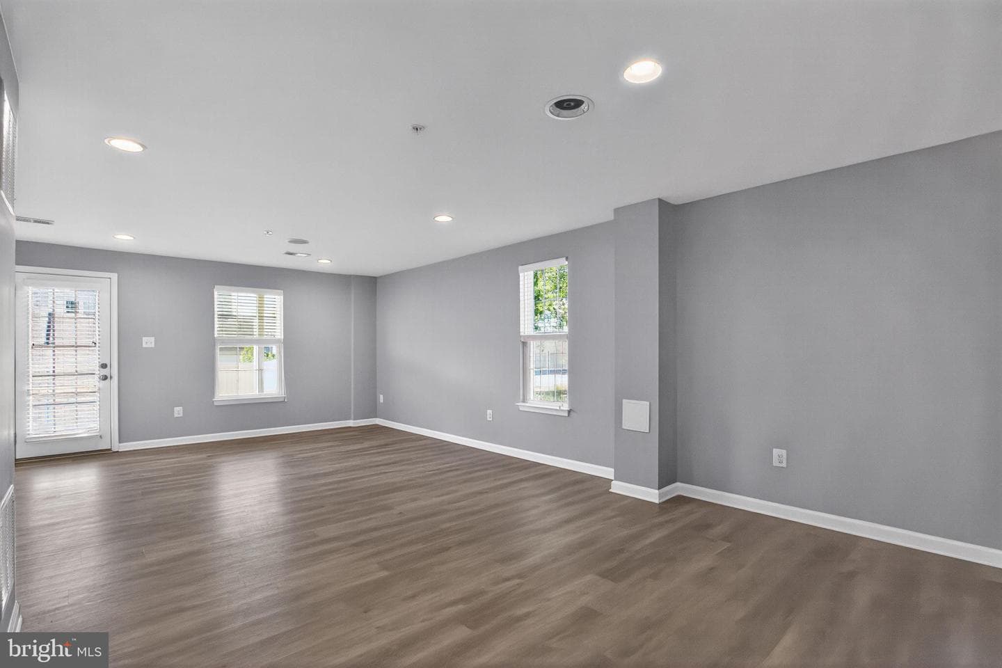 5413 Doubleday Ln photo 7