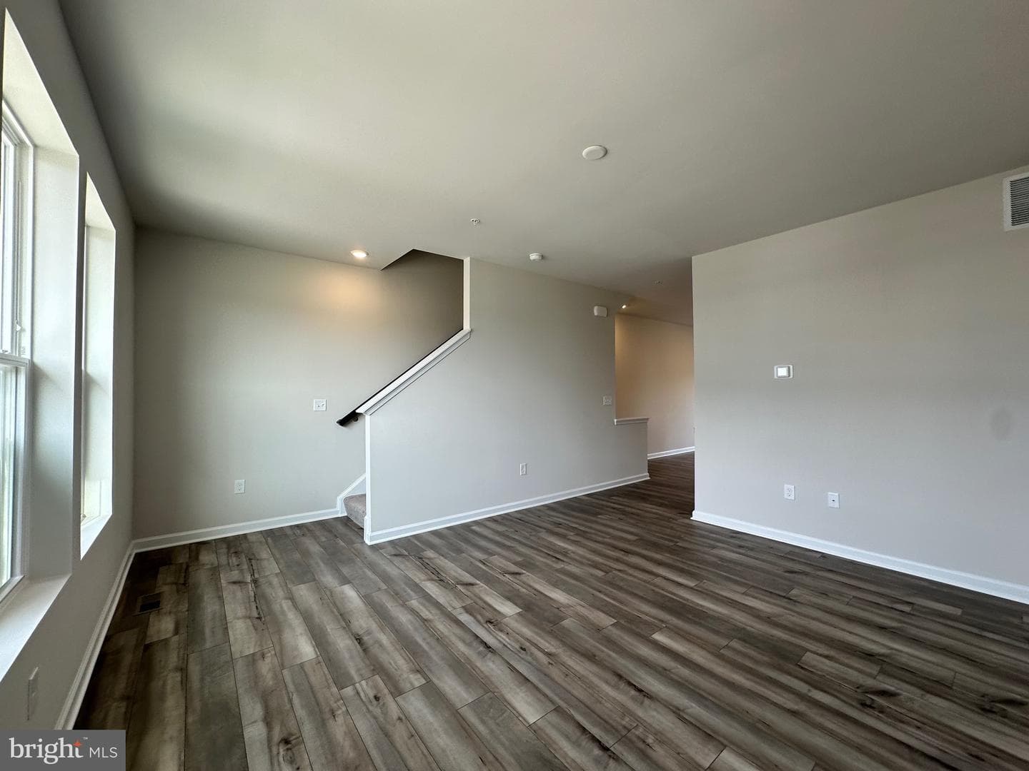 5607 Ludlow Place photo 15