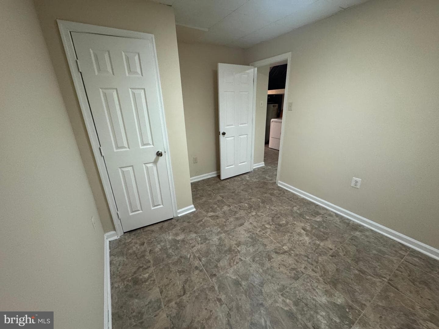 3261 Westdale Court photo 63