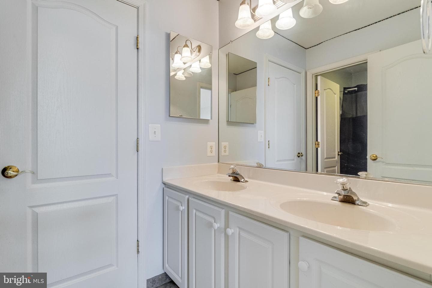 8800 Hill Spring Drive photo 43