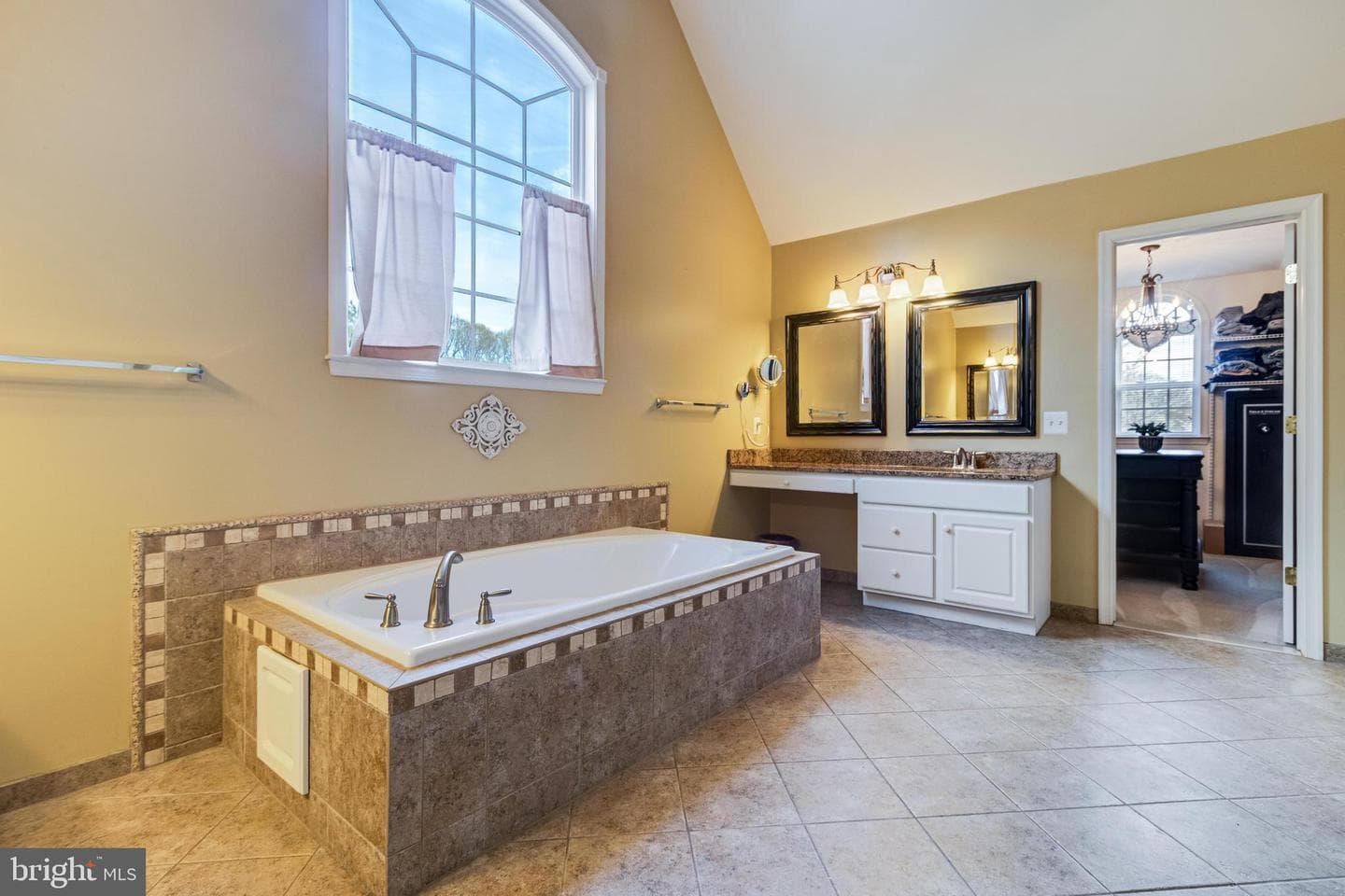 8800 Hill Spring Drive photo 53