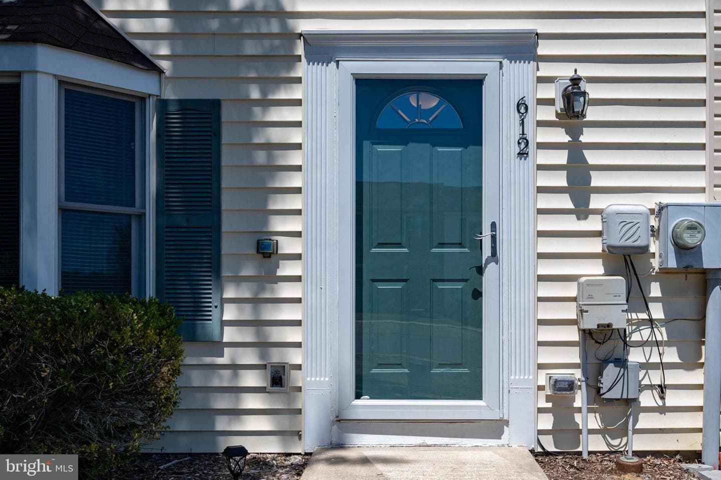 612 Hemlock Court photo 2