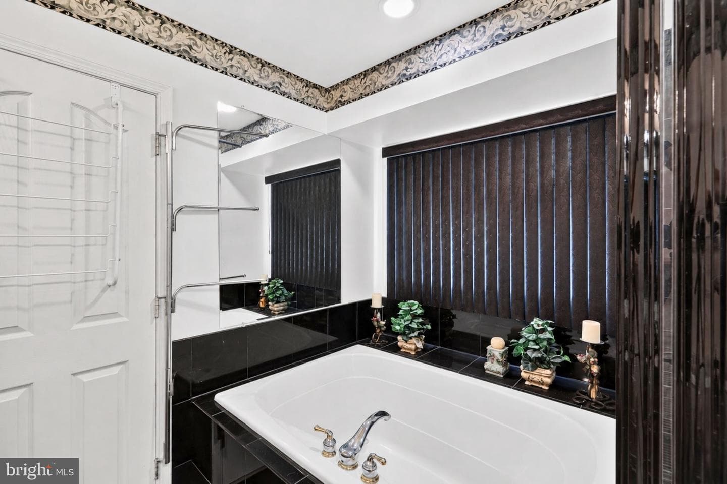10166 Hubbard Court photo 22