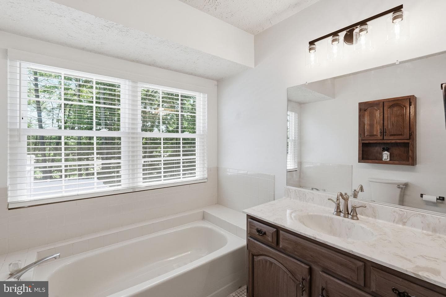 14205 Meadow Creek Lane photo 25