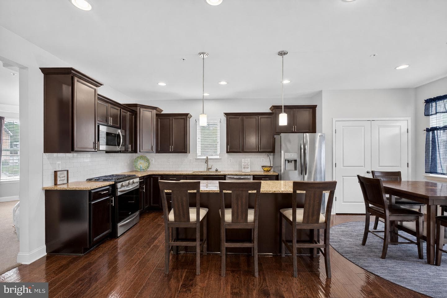 11077 Mcintosh Court photo 5