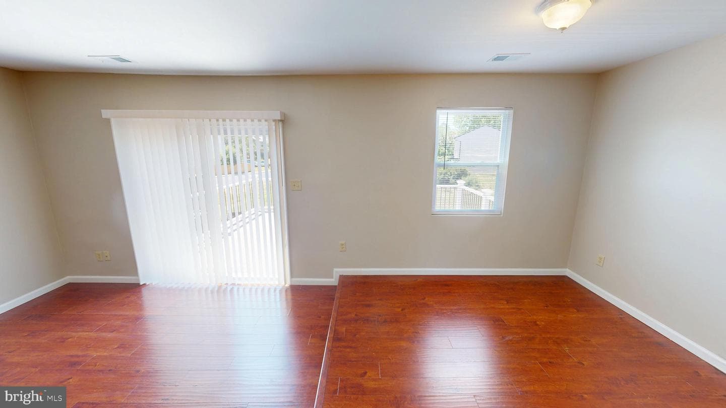826 Holly Drive photo 19