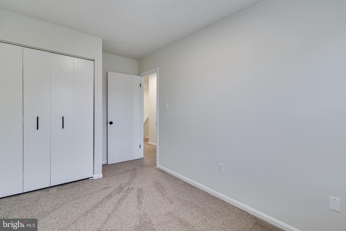 102 Riverside Run Drive photo 23