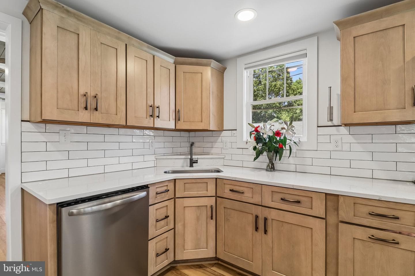 403 Prospect Street photo 19