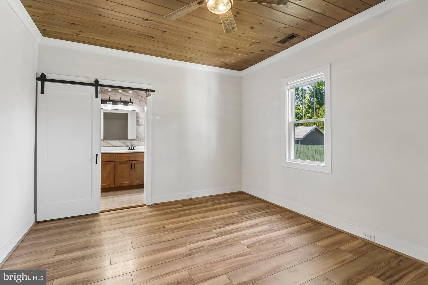 403 Prospect Street photo 42