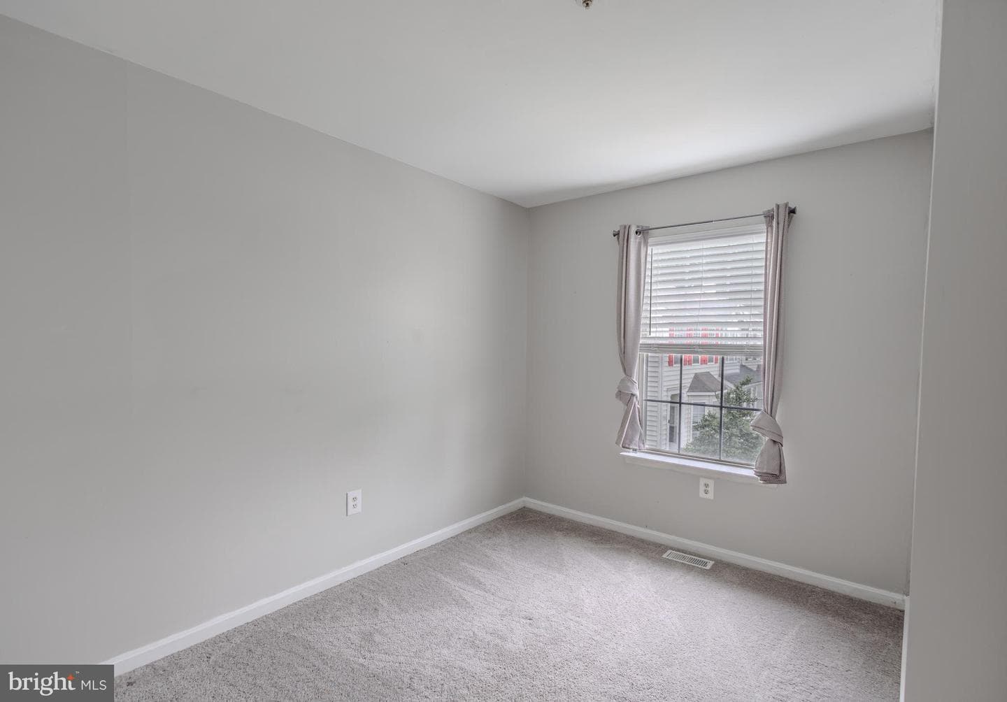 2473 Sagewood Court photo 17