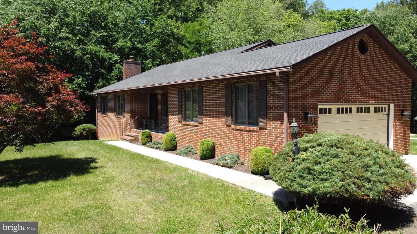 17082 Prince Frederick Road photo 51