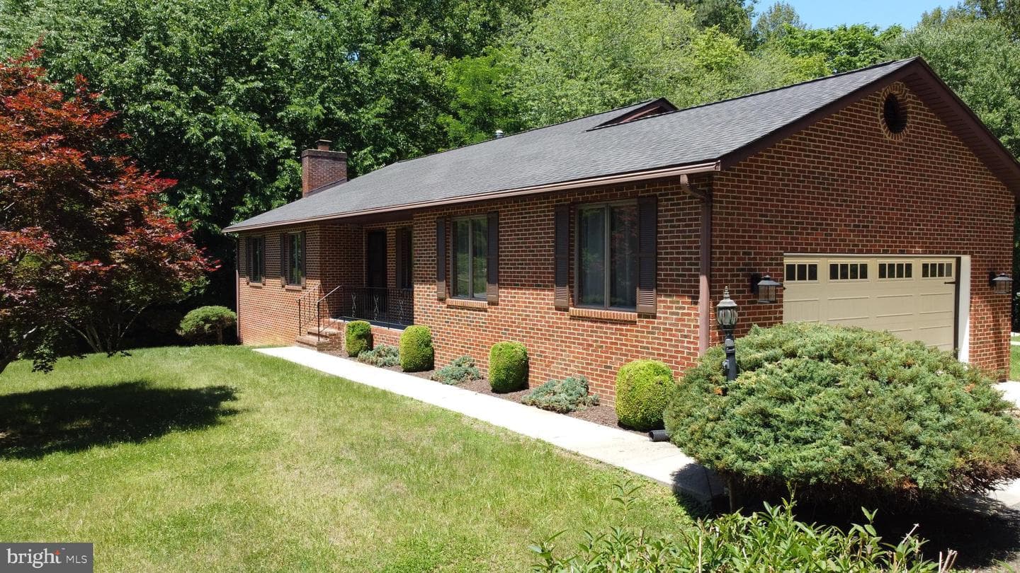 17082 Prince Frederick Road photo 52