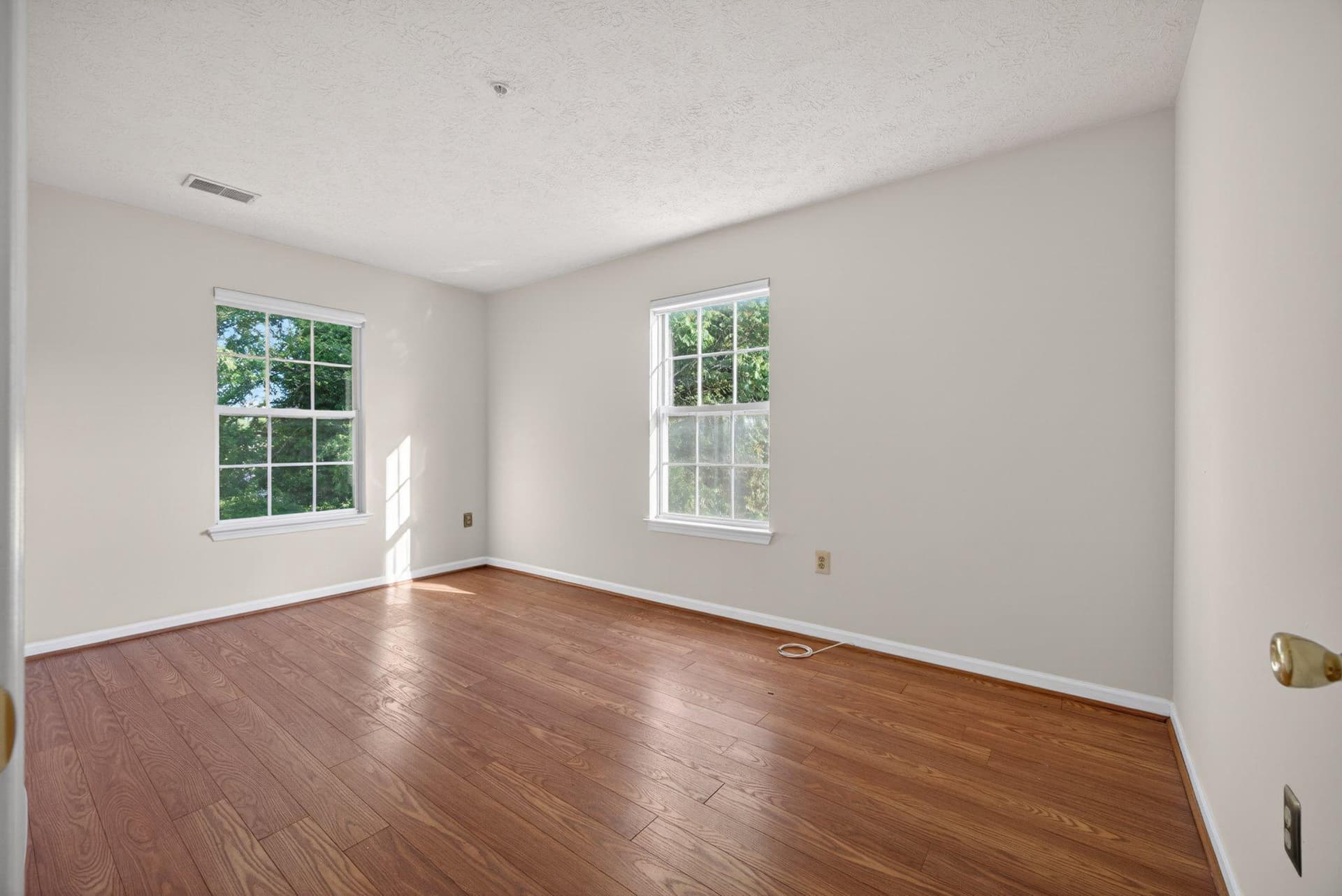 5851 Wolsey Court photo 24