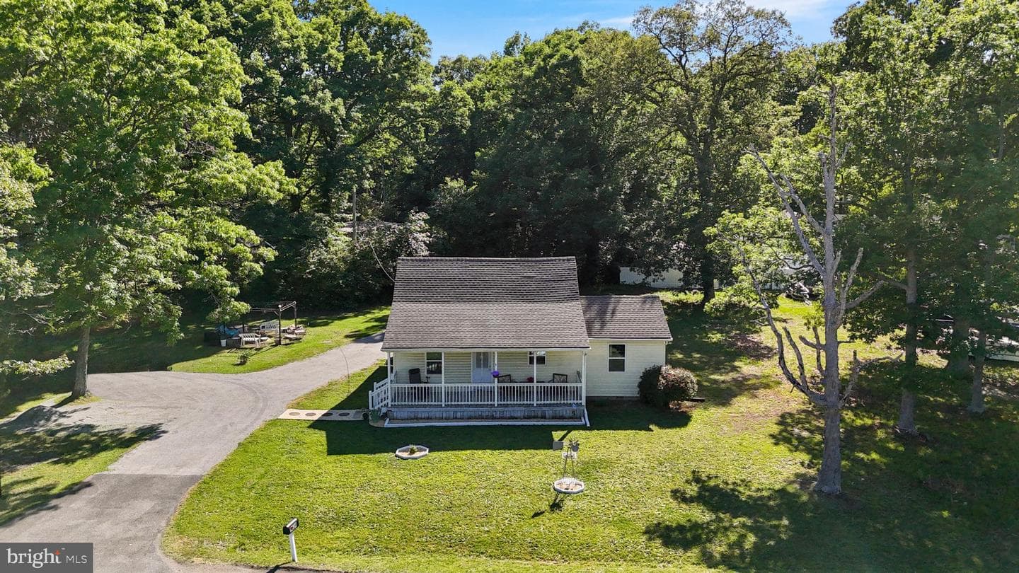 9609 Crain Highway photo 35