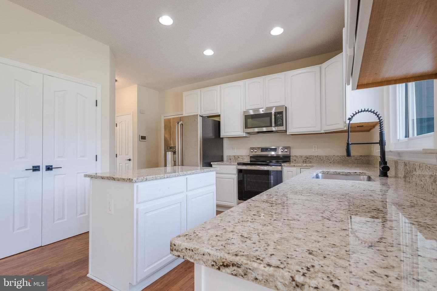 12438 Whisper Creek Court photo 16