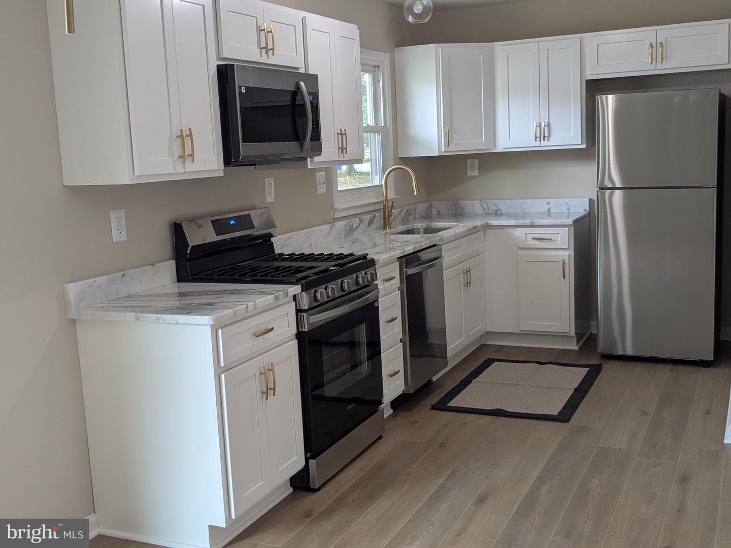 501 University Drive photo 5