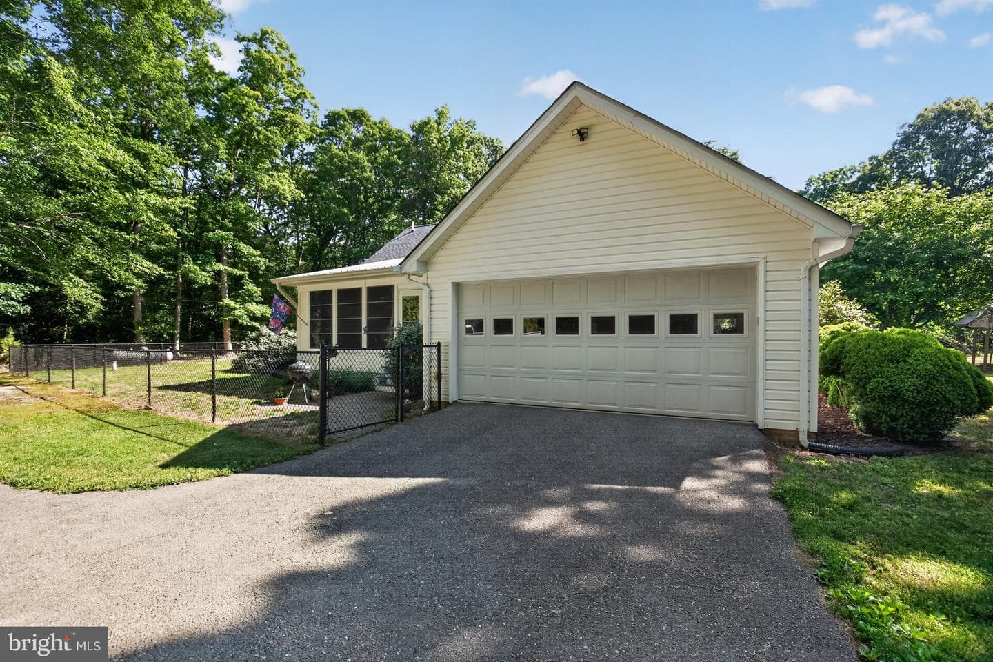 11645 Mount Victoria Road photo 30