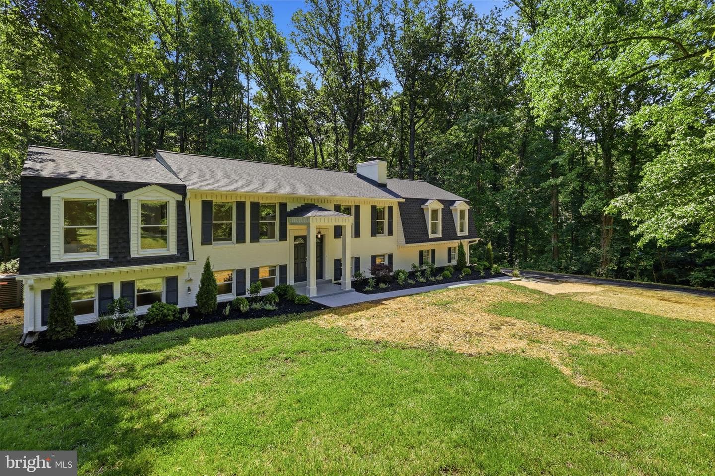 8855 Lowell Road photo 3