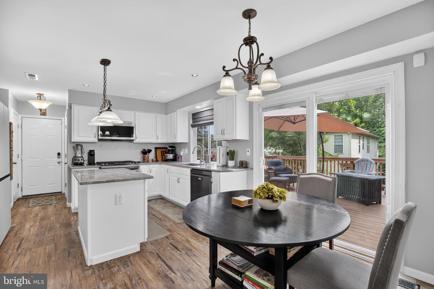 10490 Sagebrush Court photo 6