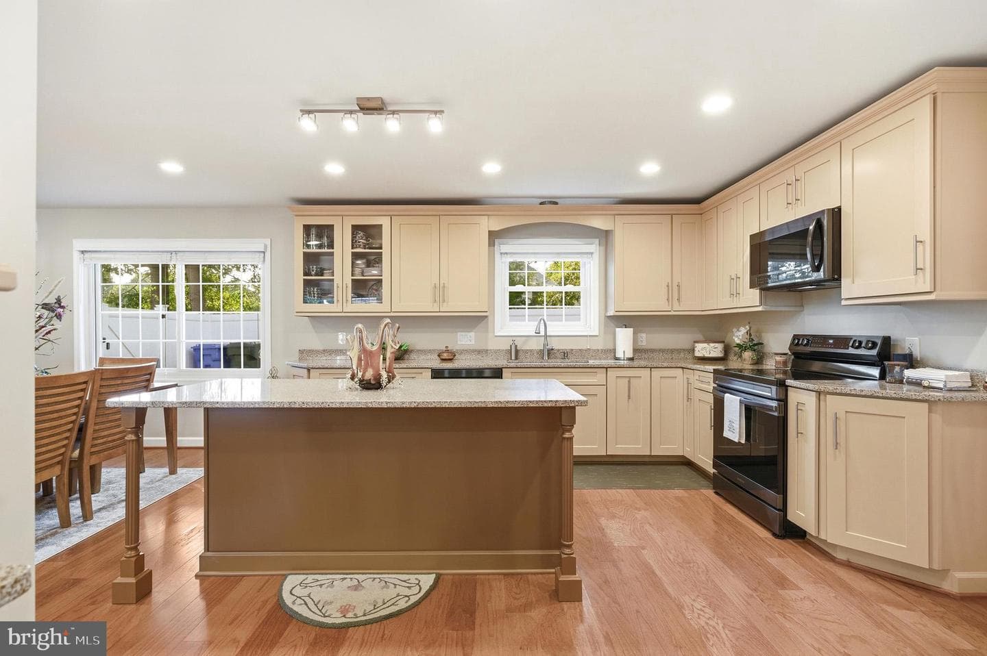 18 Quailwood Parkway photo 36