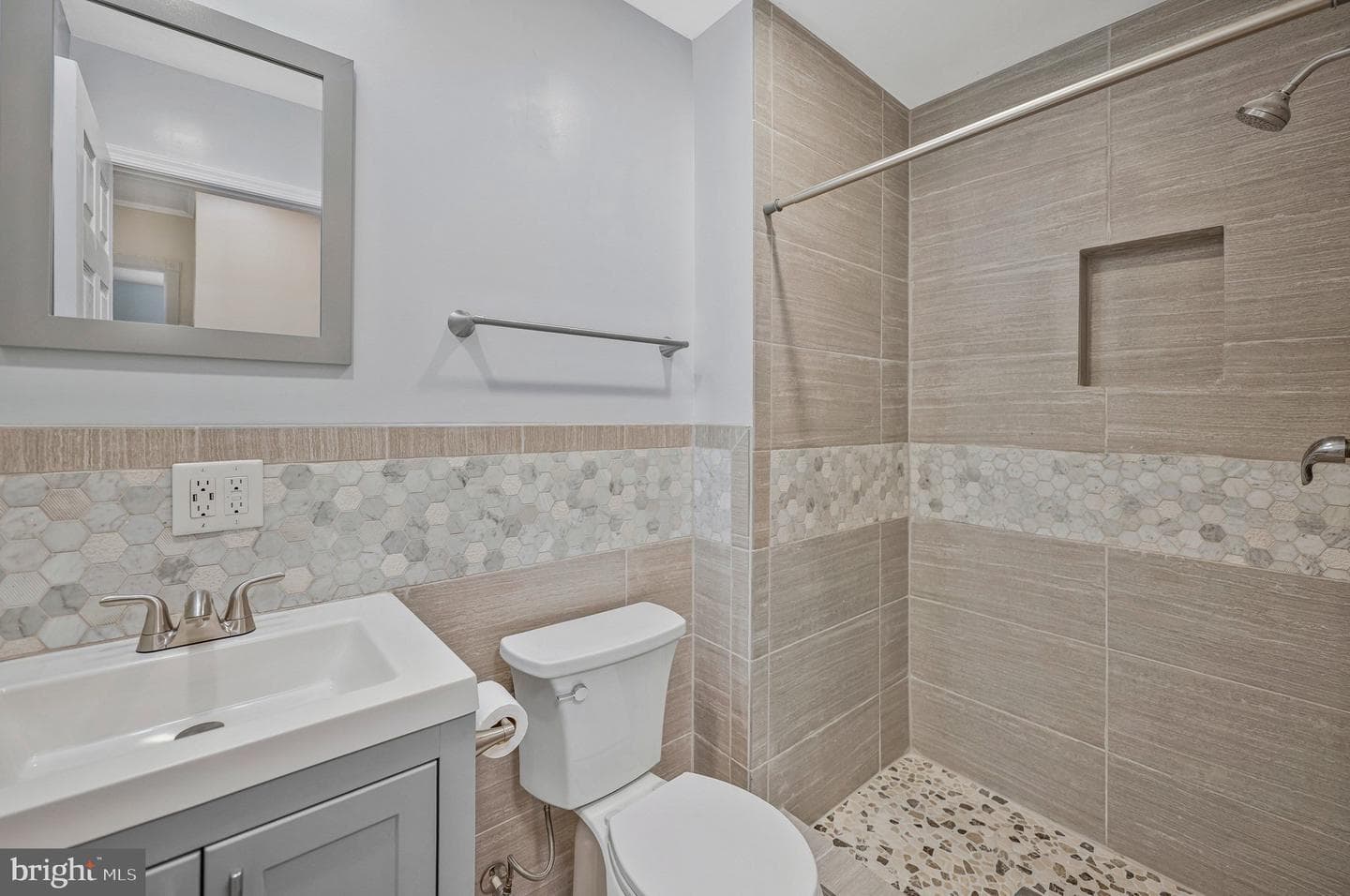 3801 Gardiner Road photo 33