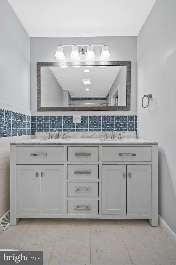 3801 Gardiner Road photo 38