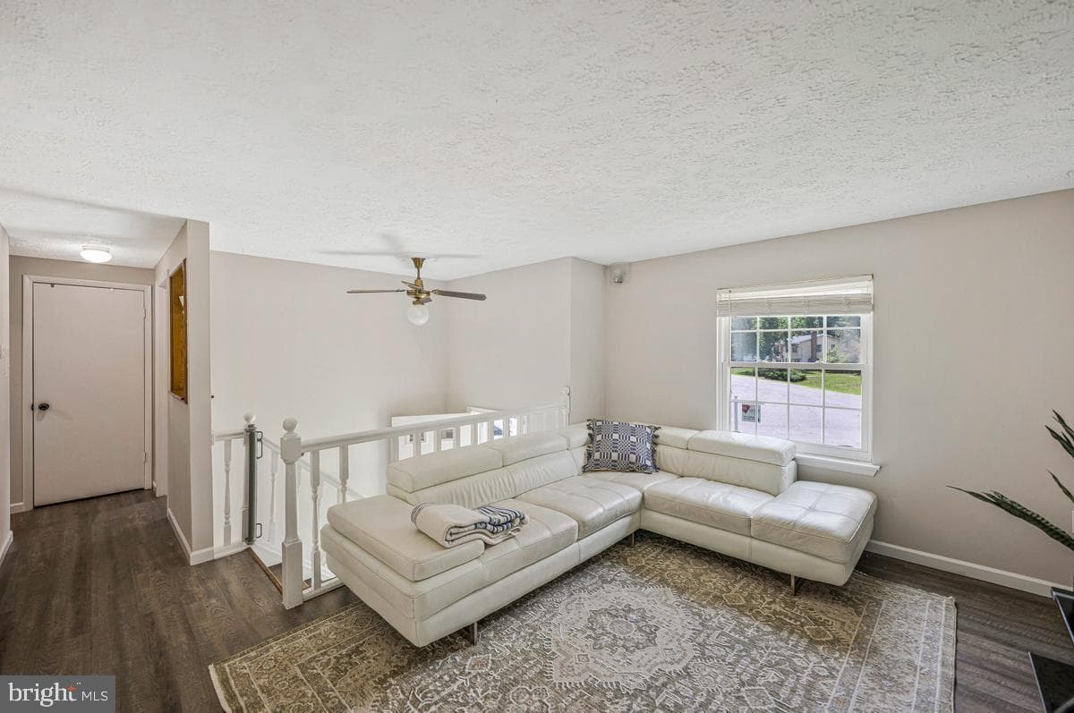 2300 Valley Oak Court photo 5