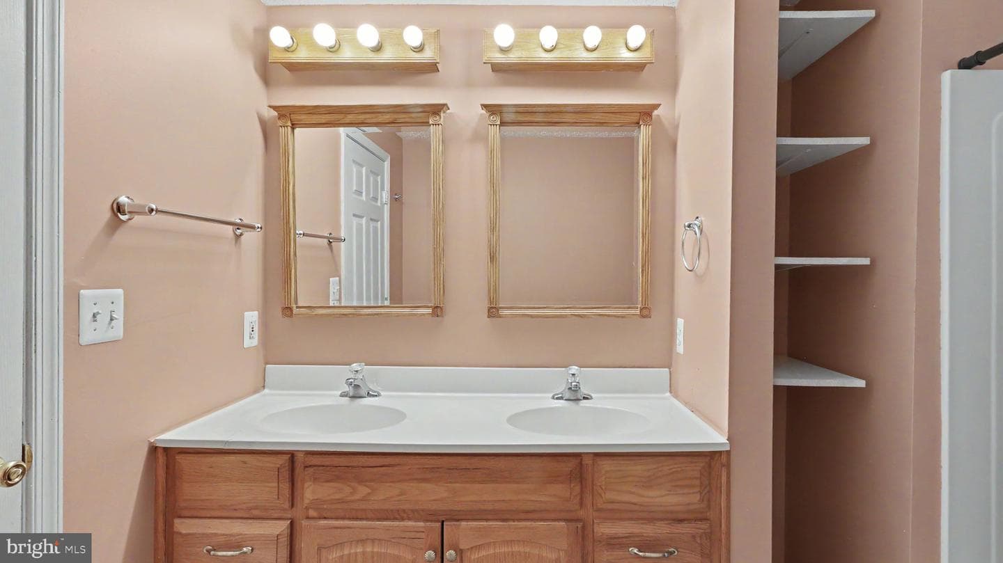 101 Powhatan Court photo 54