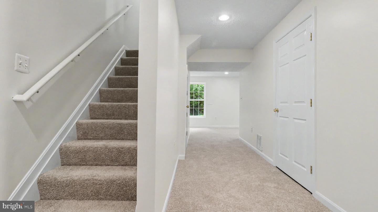 101 Powhatan Court photo 55