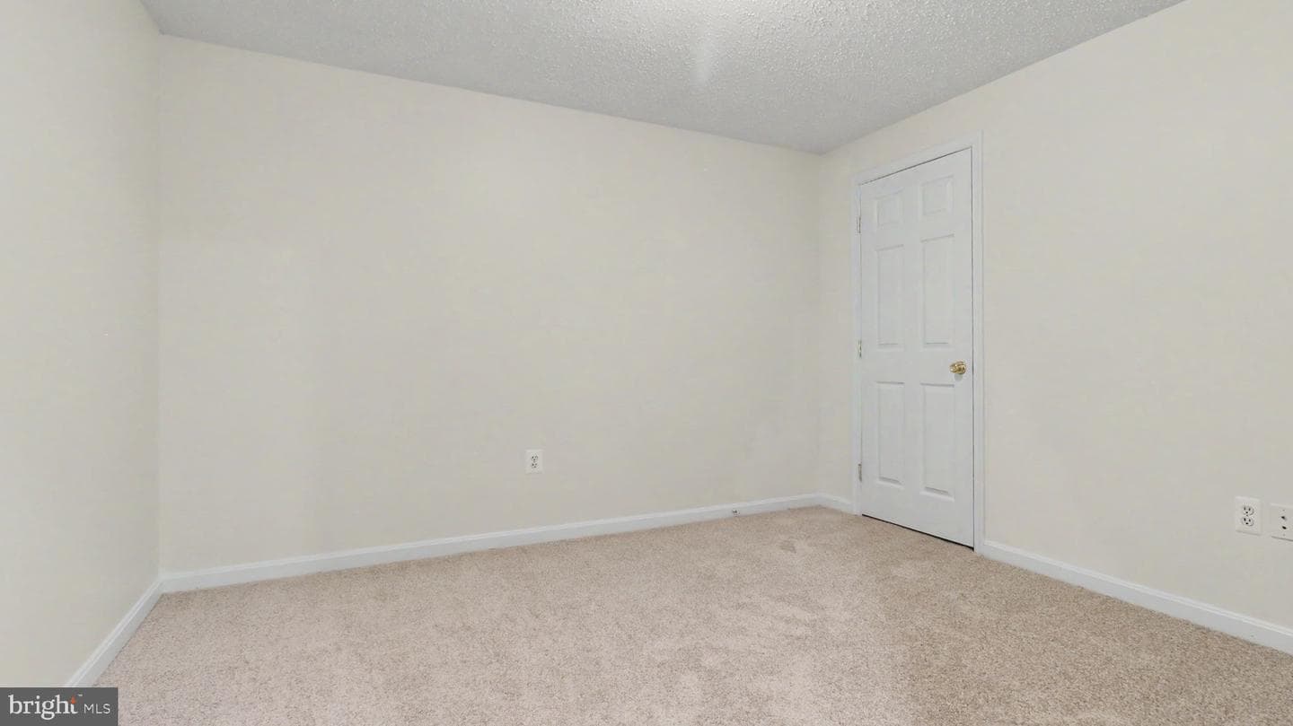 101 Powhatan Court photo 58