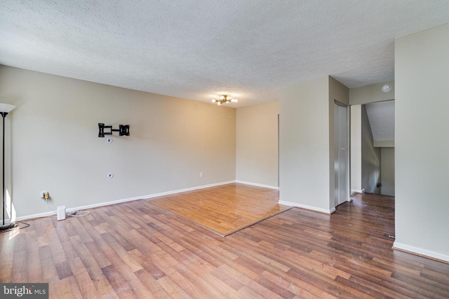 35 Dove Tree Court photo 7