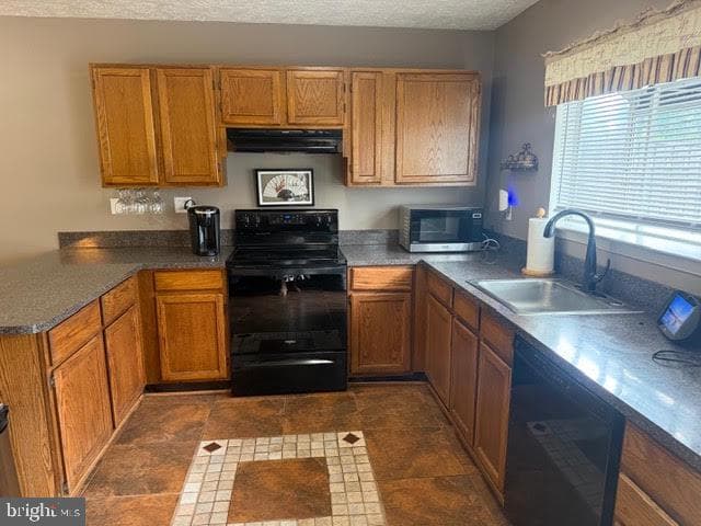 6207 Deerwood Court photo 4