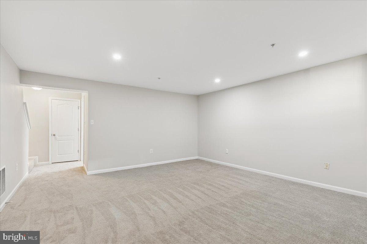 2577 Bolinbrook Court photo 22