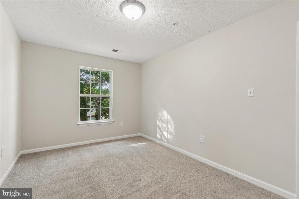 2577 Bolinbrook Court photo 30