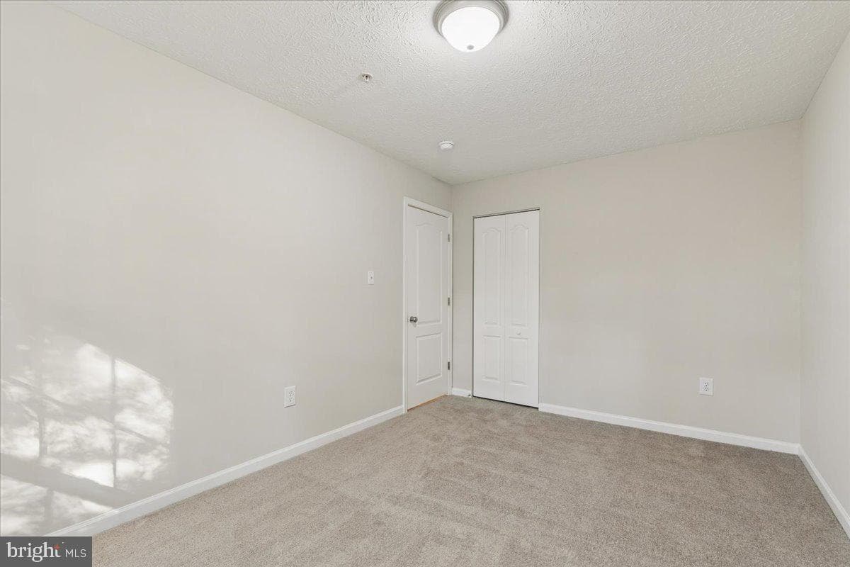 2577 Bolinbrook Court photo 31