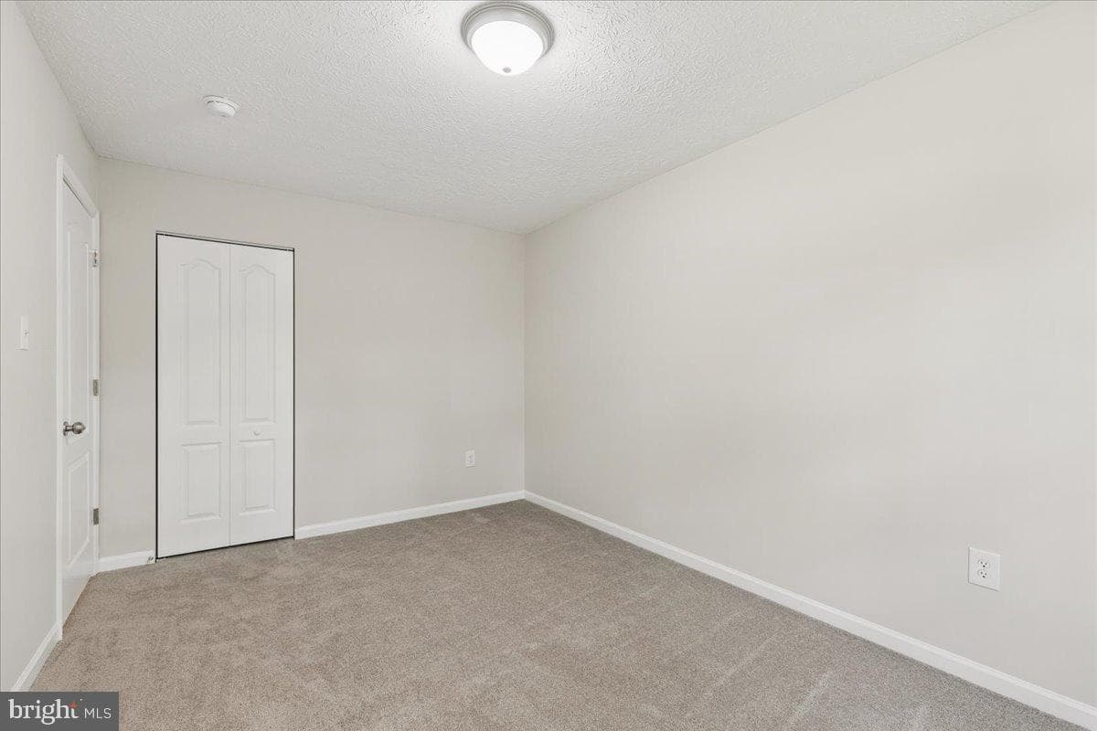 2577 Bolinbrook Court photo 32