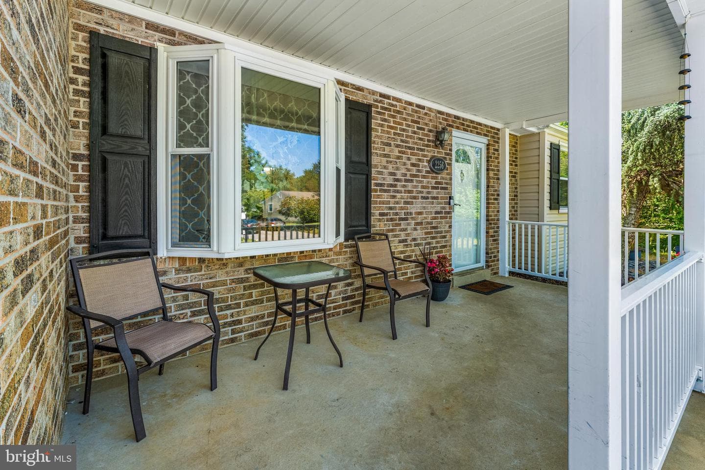 2256 Westwood Dr photo 4