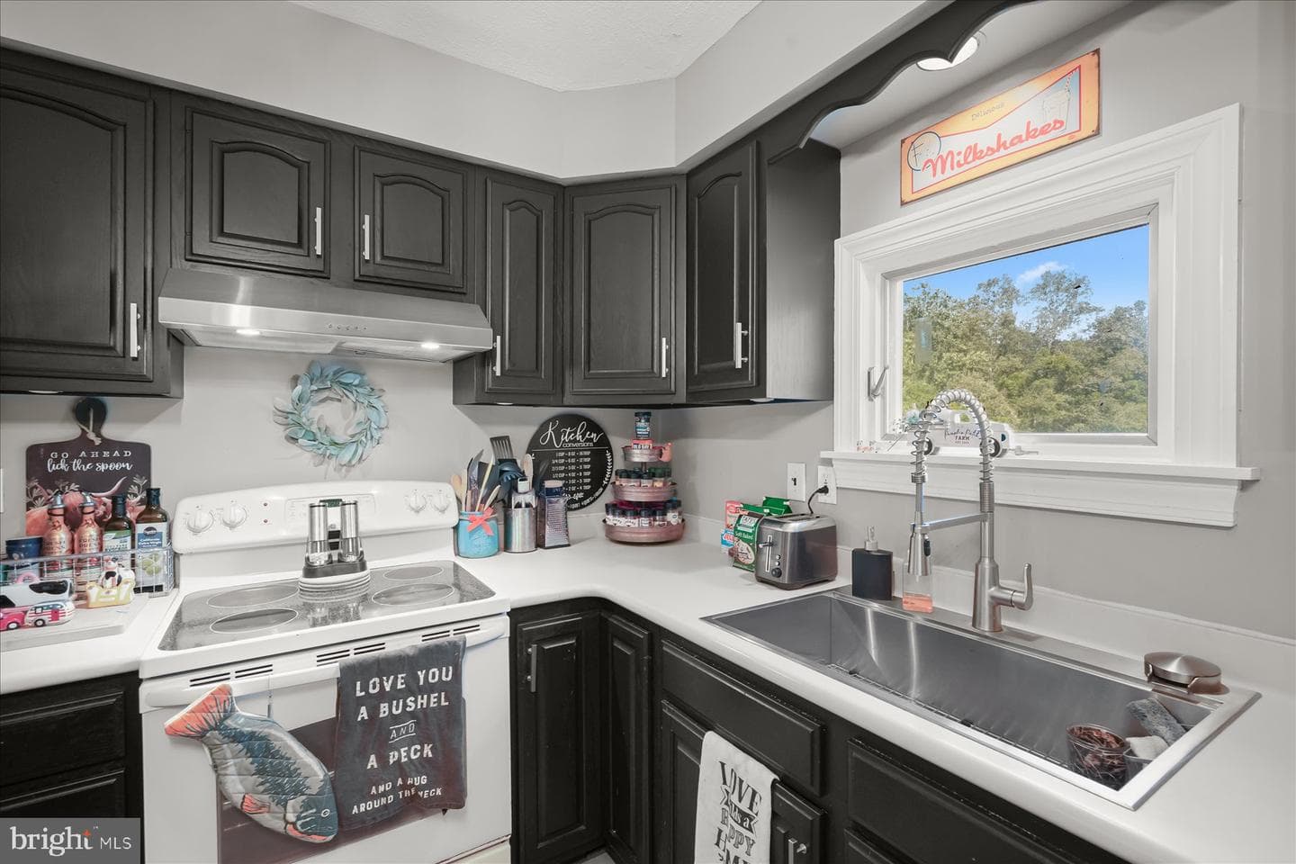 7635 Carley Drive photo 57
