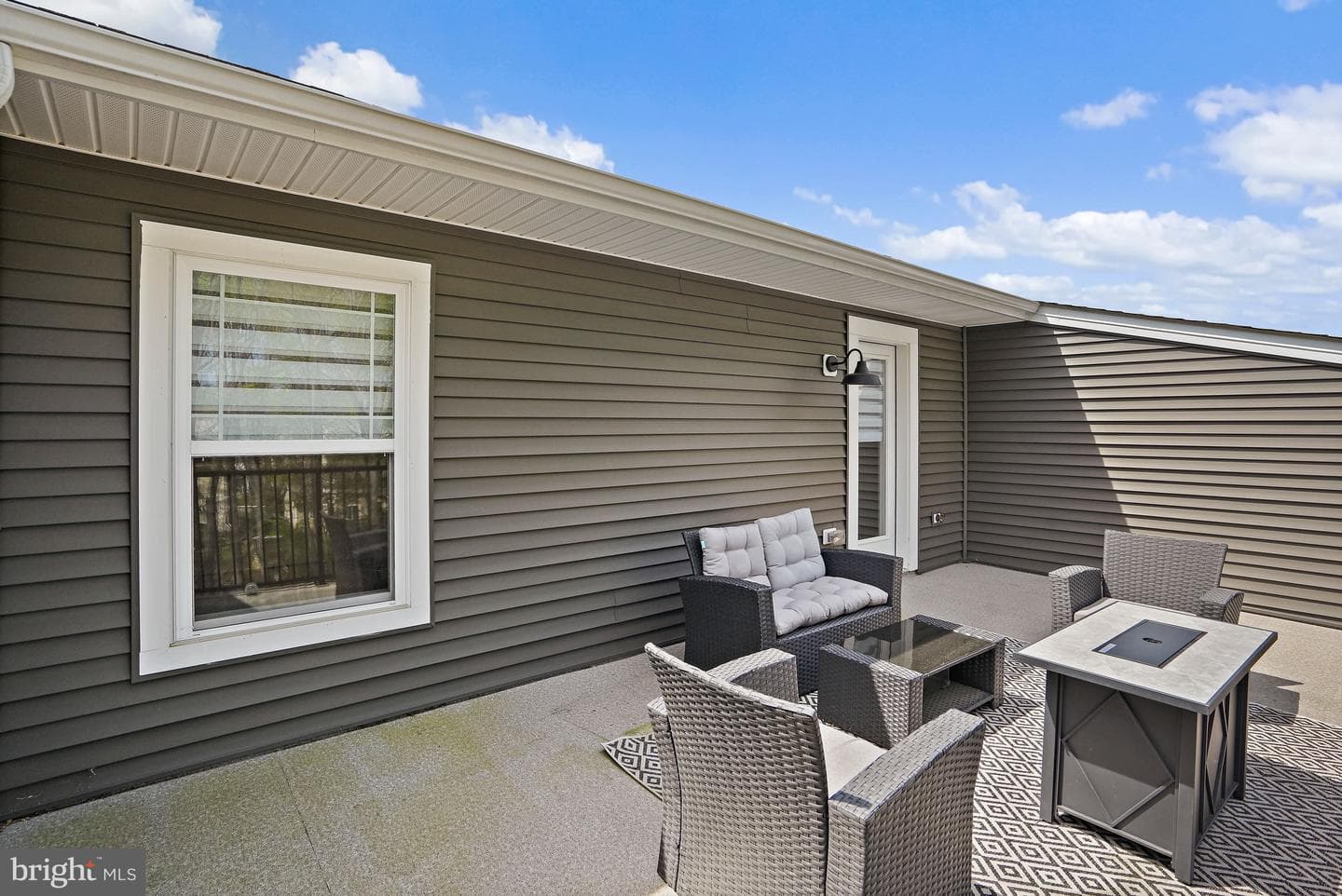 3057 Perthshire Place photo 38