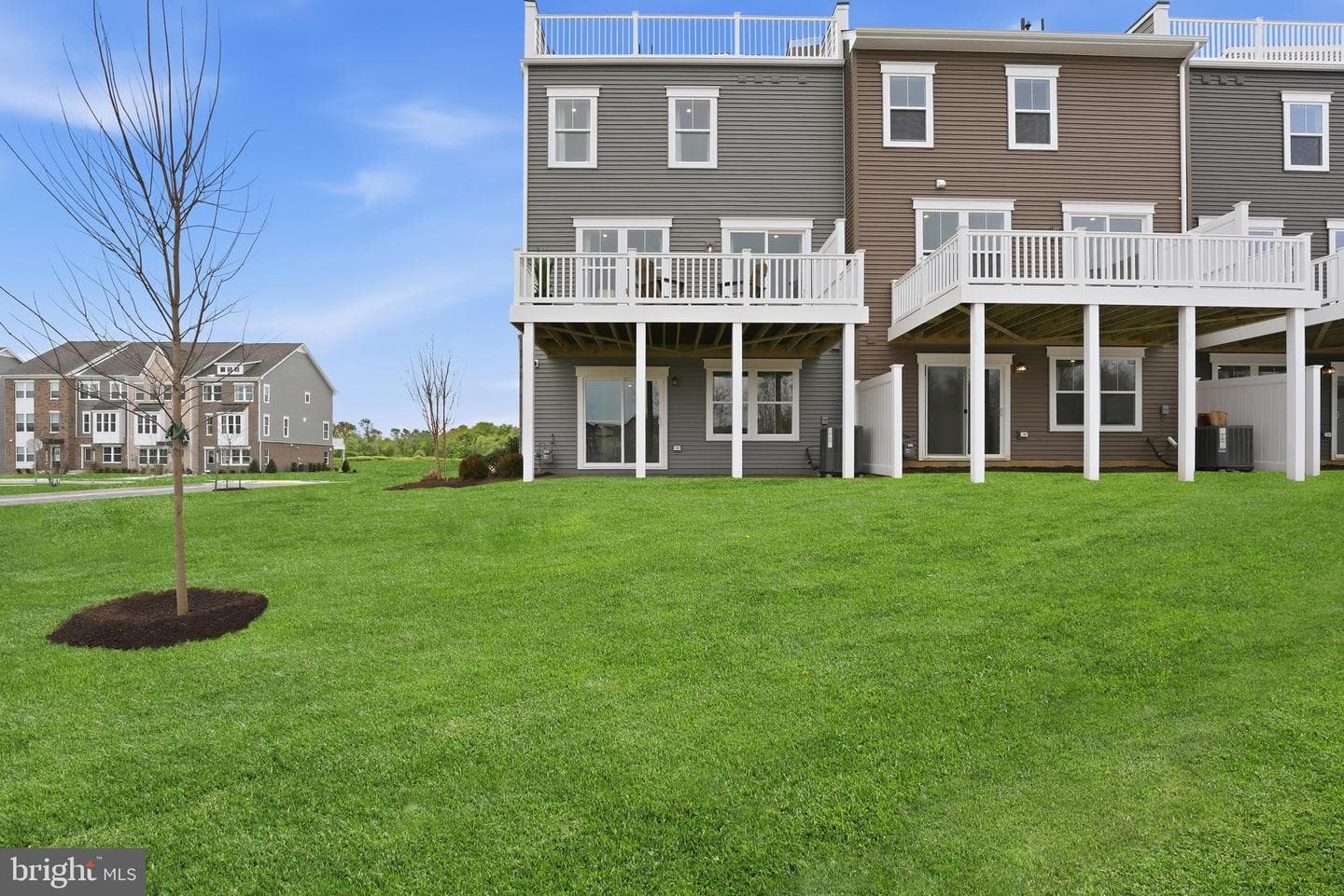 2521 Karlstad Pl photo 27